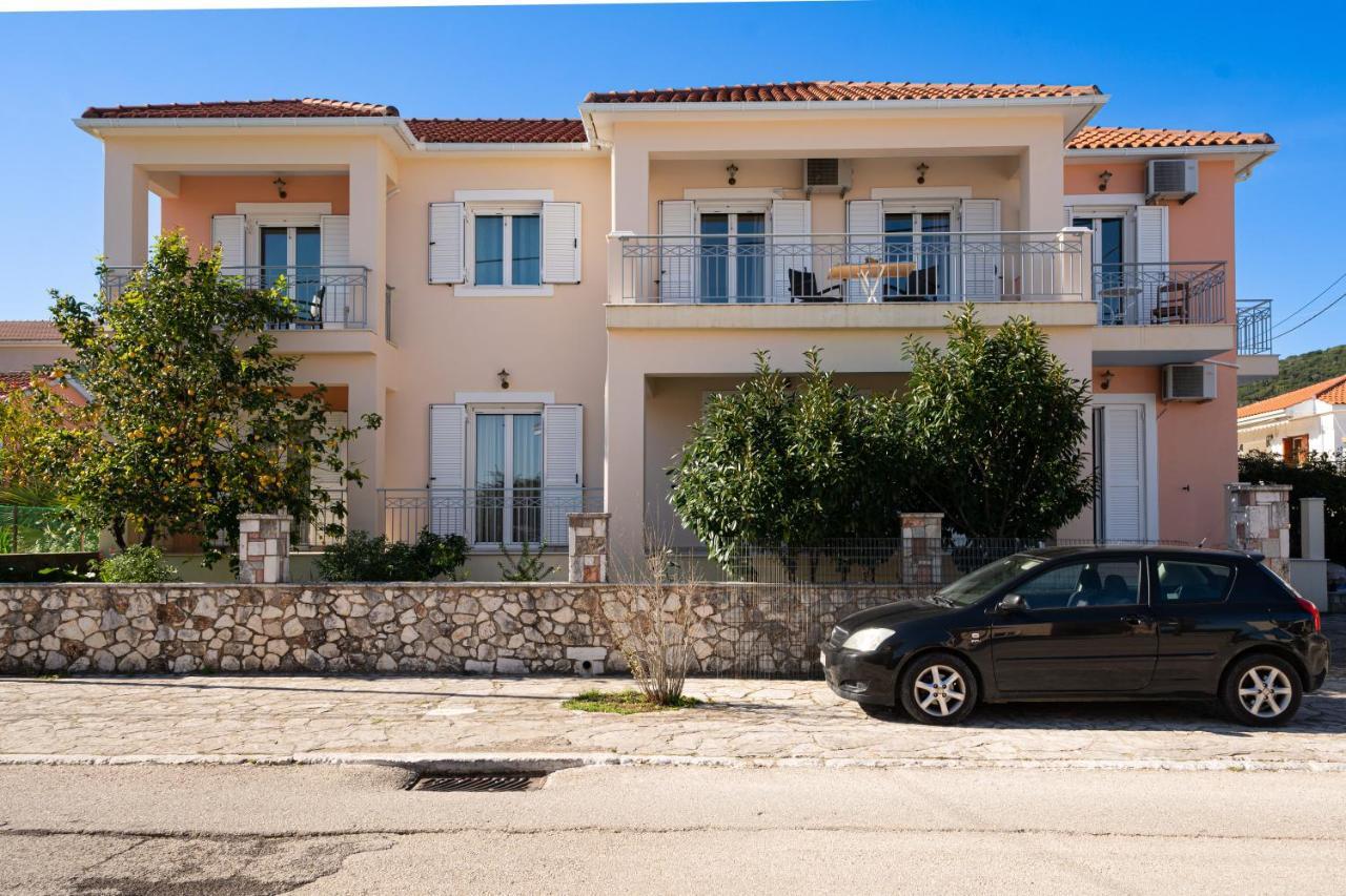 John'S Studios Karavomylos Exteriér fotografie